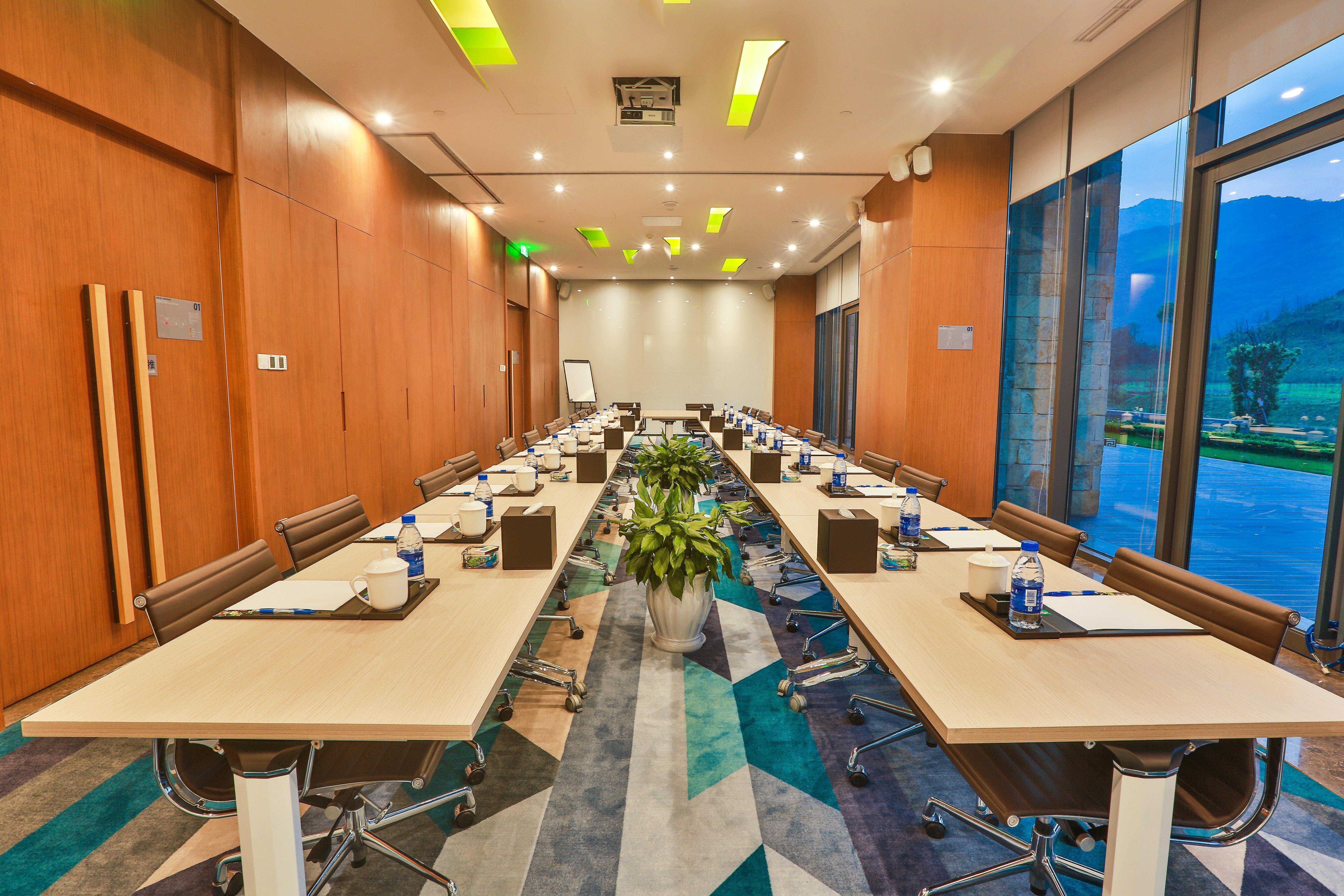 Holiday Inn Express Emei Mountain By Ihg Emeishan Eksteriør bilde