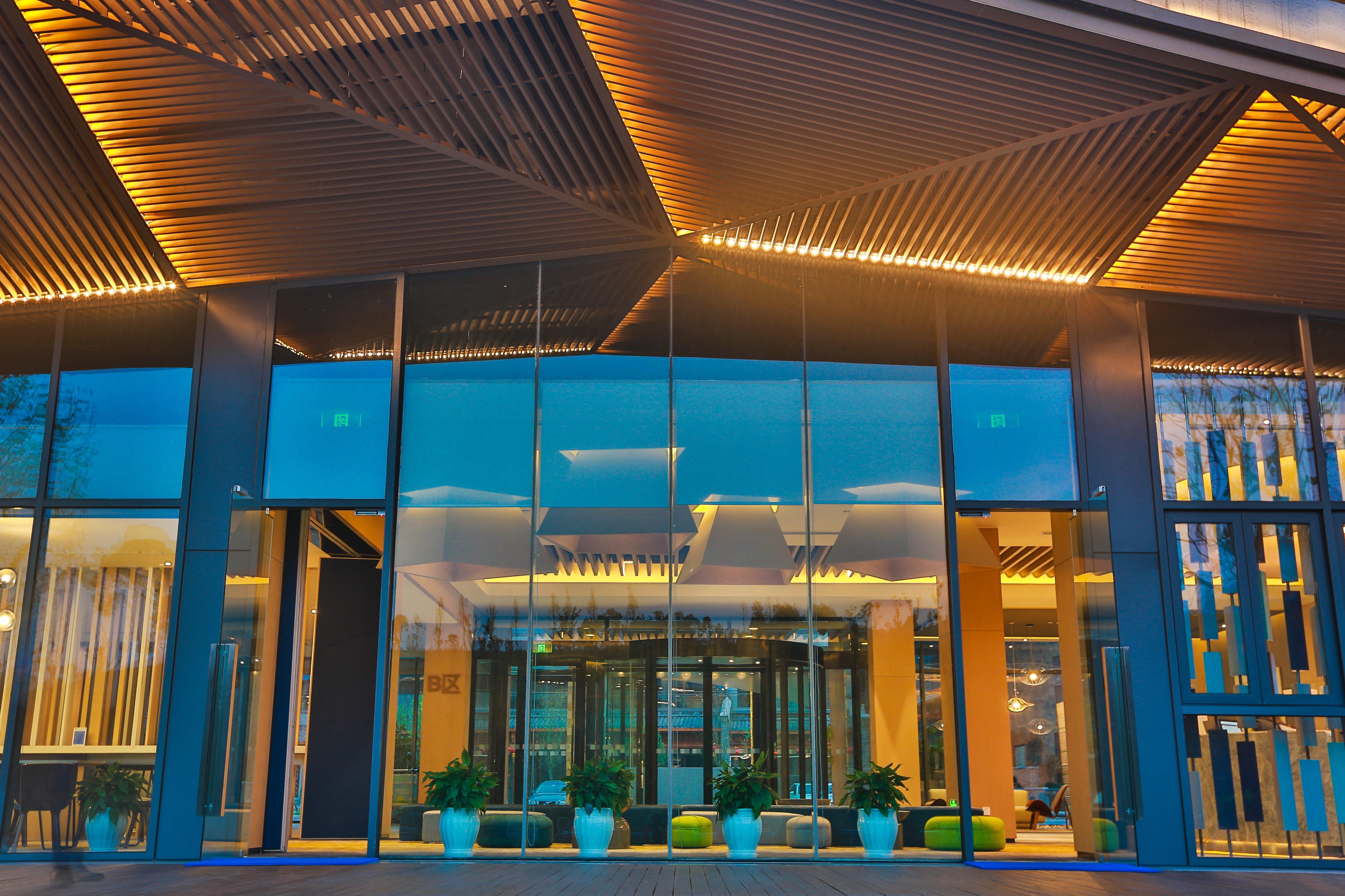 Holiday Inn Express Emei Mountain By Ihg Emeishan Eksteriør bilde
