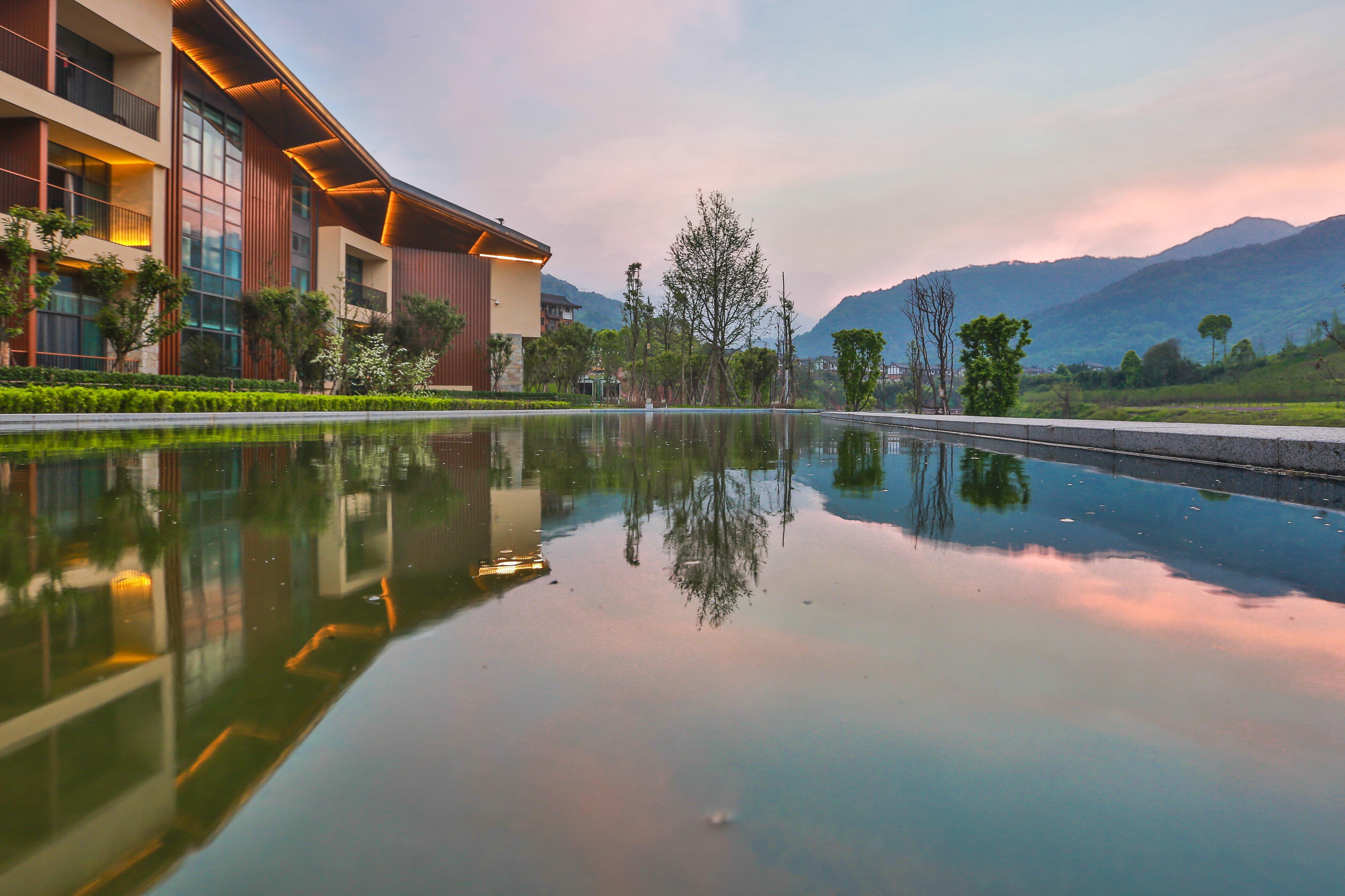 Holiday Inn Express Emei Mountain By Ihg Emeishan Eksteriør bilde